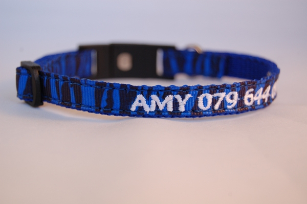 Katzenhalsband "ZEBRA" mit Bestickung